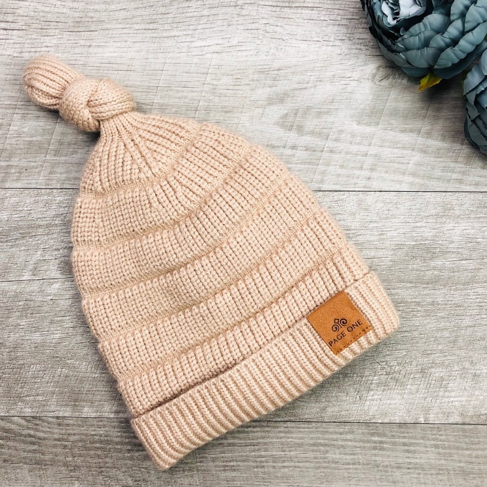 KIDS NEW CHUNKY TAN BEANIE